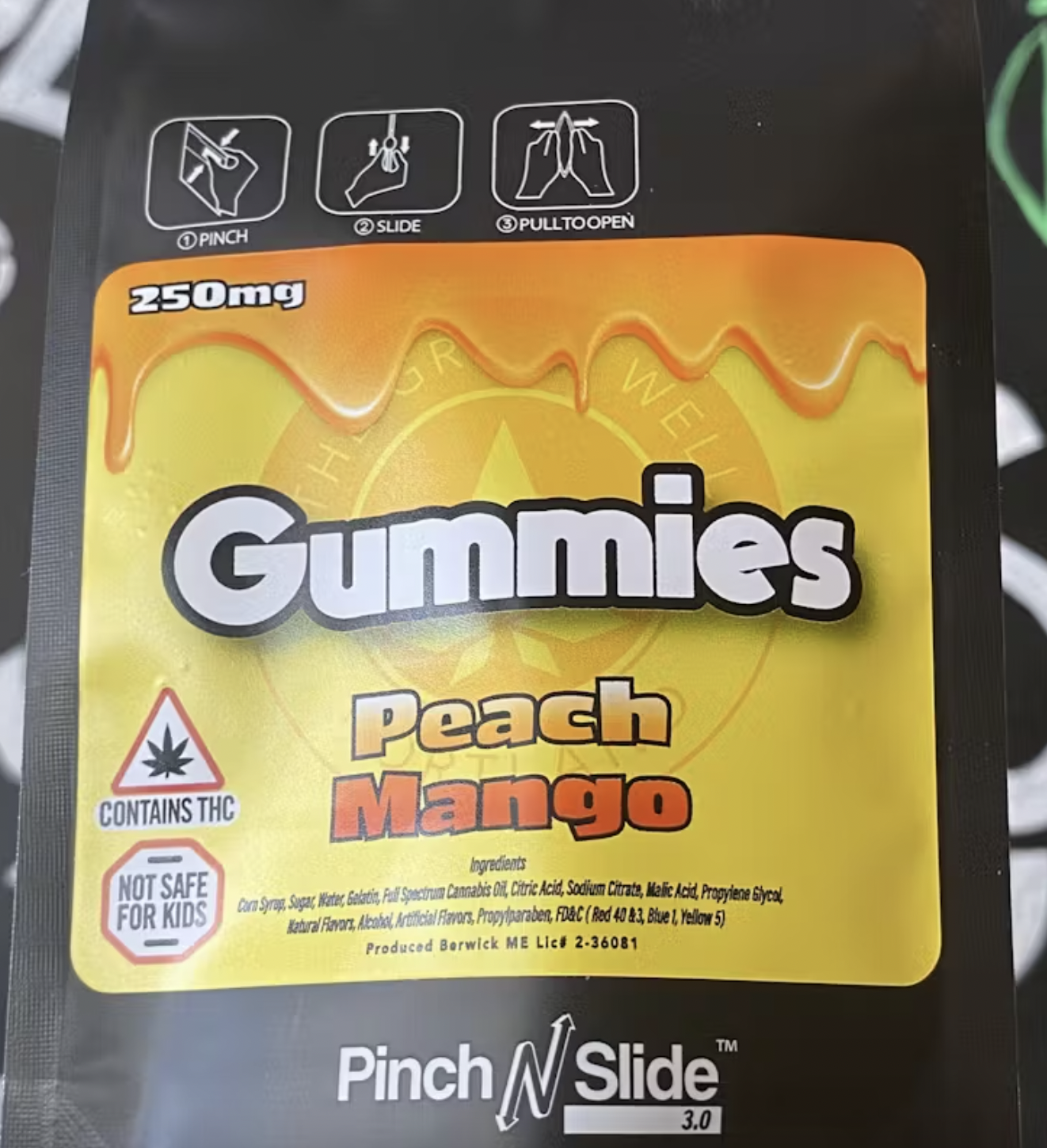 Photograph of product: Peach Mango | Gummies | (250mg)