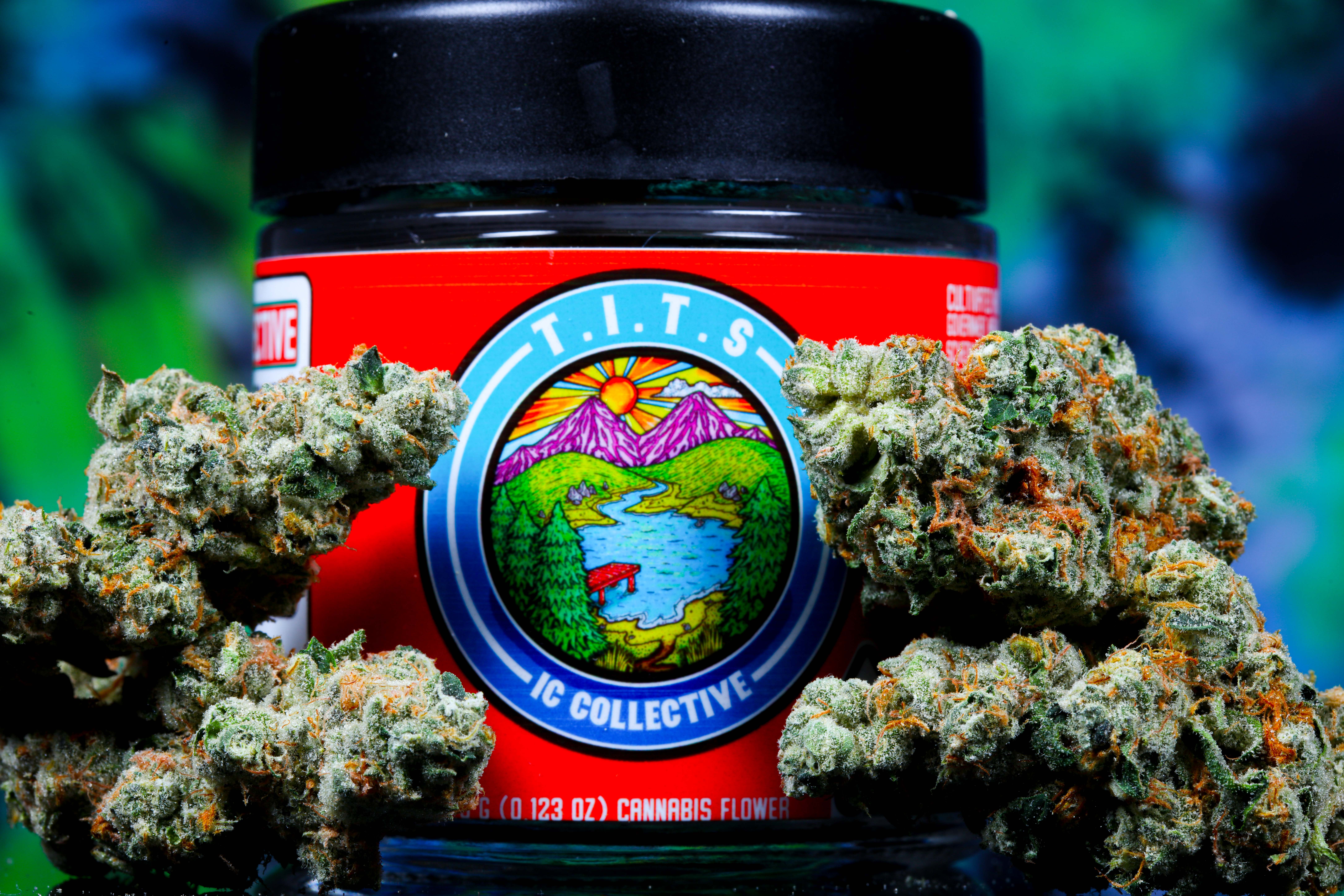 Photograph of product: T.I.T.S | 3.5g | IC Collective