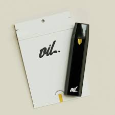 Photograph of product: Craft | Oil Twists | Disposable | 1G | Punchberry | Oui'd