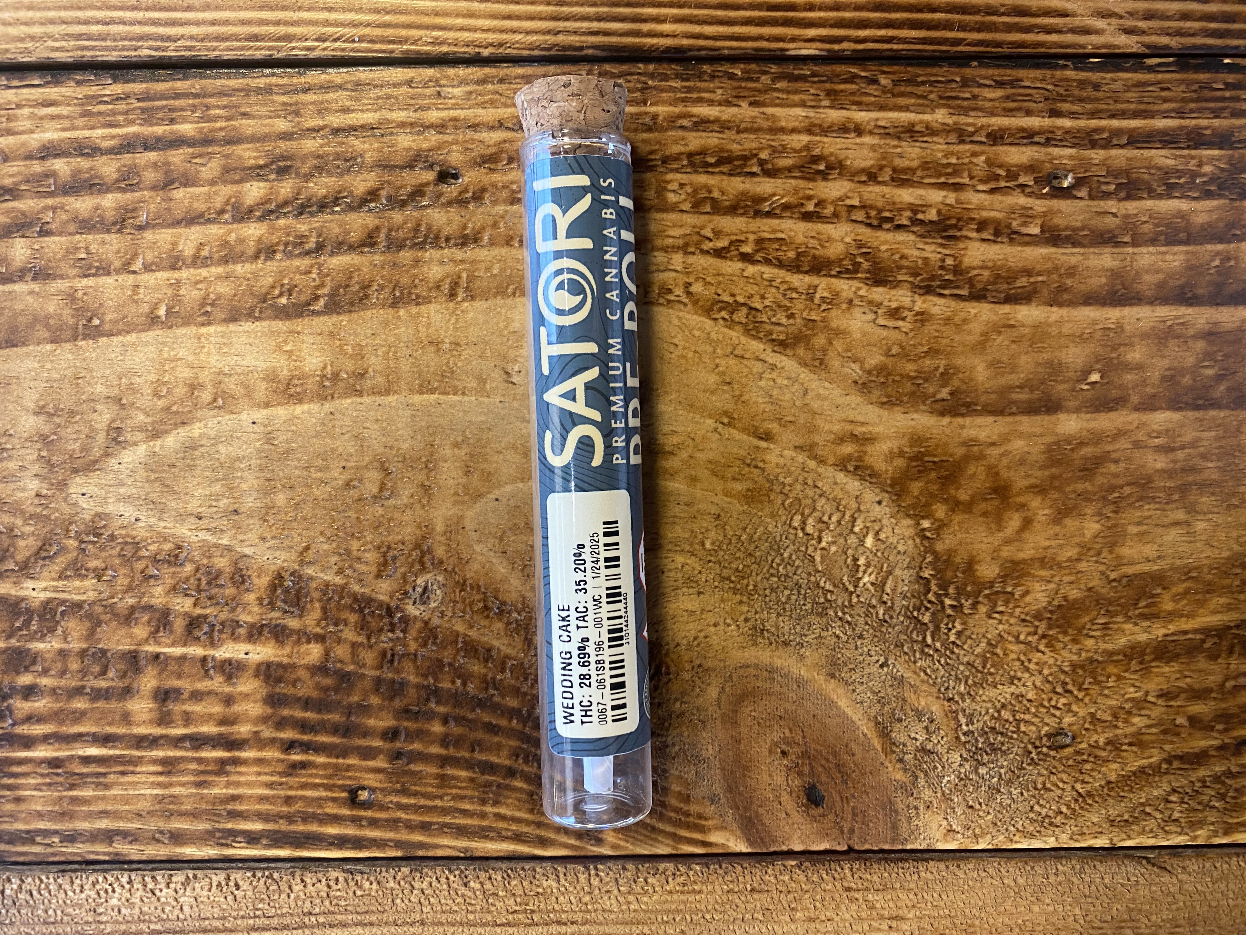 Photograph of product: Satori Wedding Cake Preroll