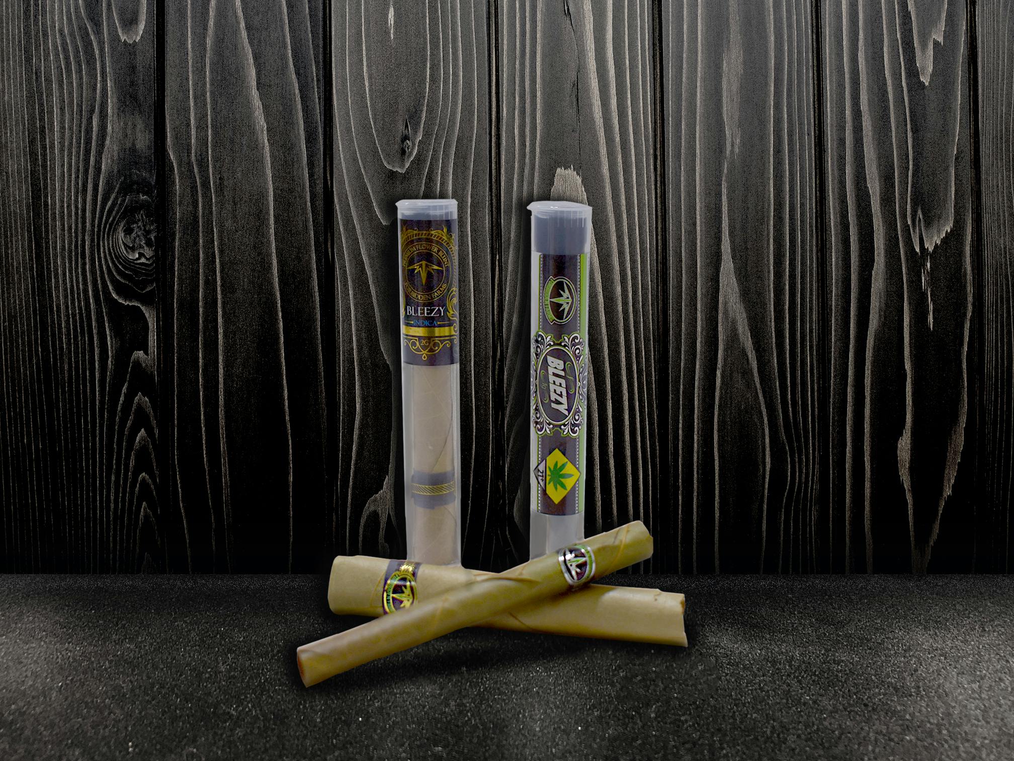 Photograph of product: Bleezy Blueberry Scone King Palm Blunt Oui'd 1 x 2g