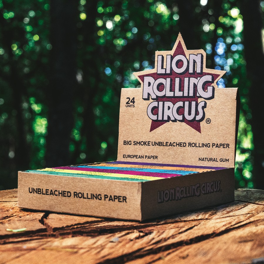 Photograph of product: UNBLEACHED BIG SMOKE KING SIZE