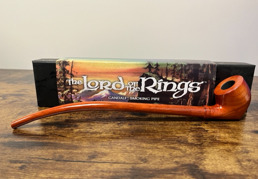 Photograph of product: 12.5" Lord of the Rings Wooden Smoking Pipe - Gandalf