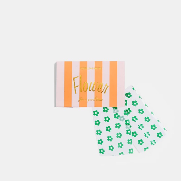 Photograph of product: Edie Parker | Rolling Papers | Leaf