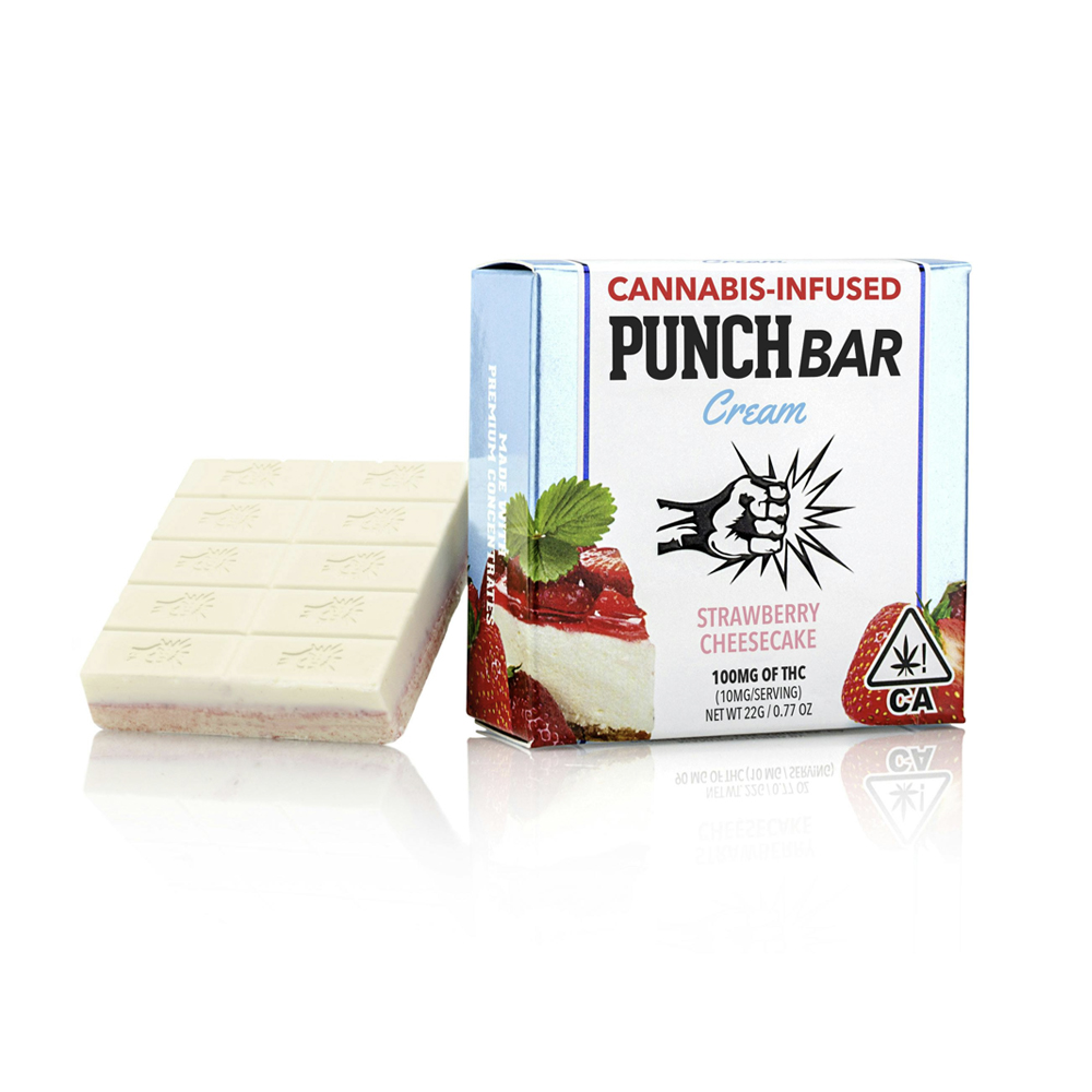 Photograph of product: STRAWBERRY CHEESECAKE PUNCH BAR CREAM