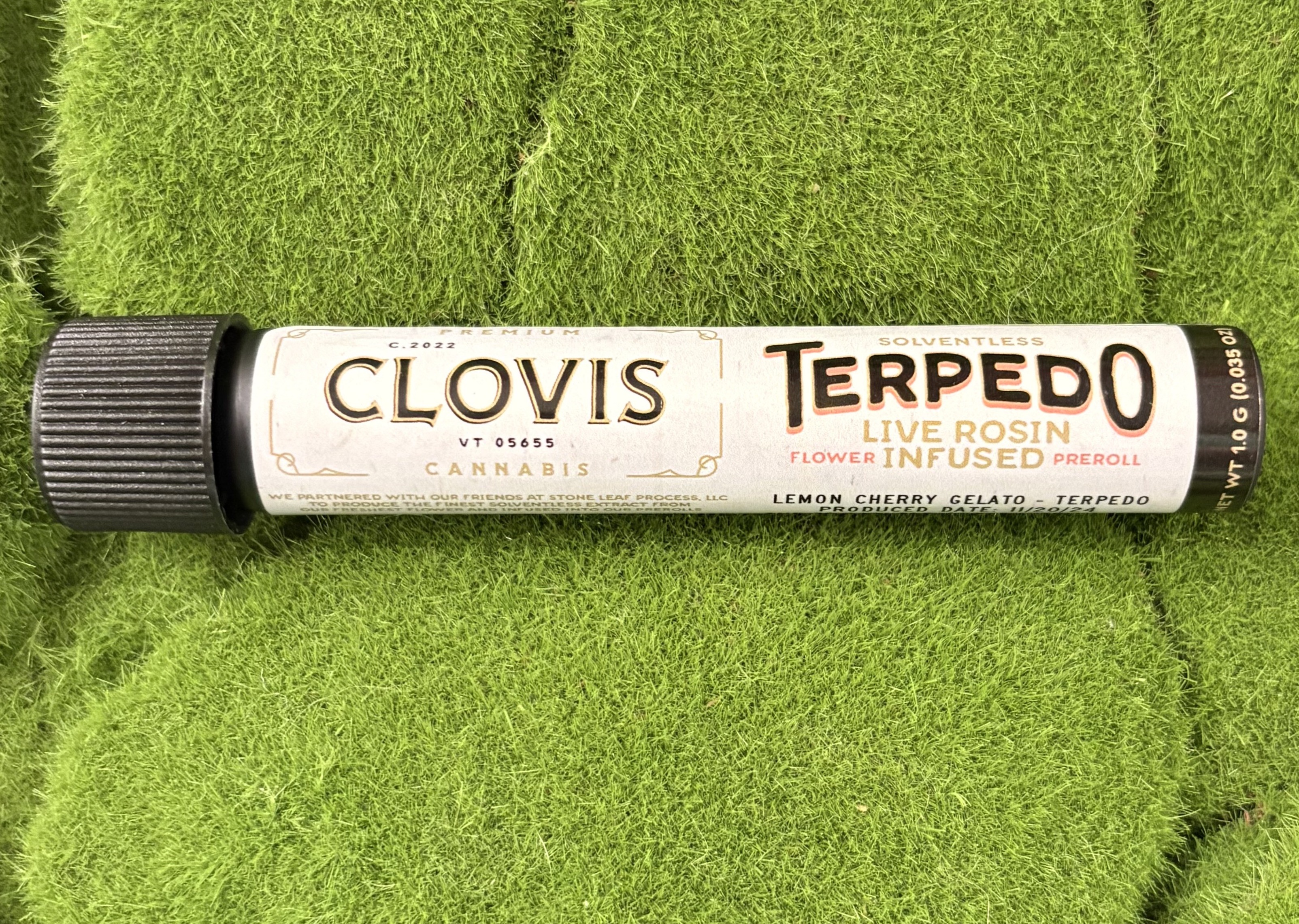 Photograph of product: au chocolat Rosin Infused Pre Roll Single | Lemon Cherry Gelato Terpedo | Clovis Oui'd
