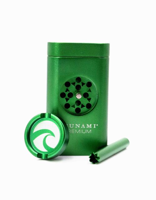 Photograph of Product: TSUNAMI - DUGOUT PREMUIM - MULTICOLOR