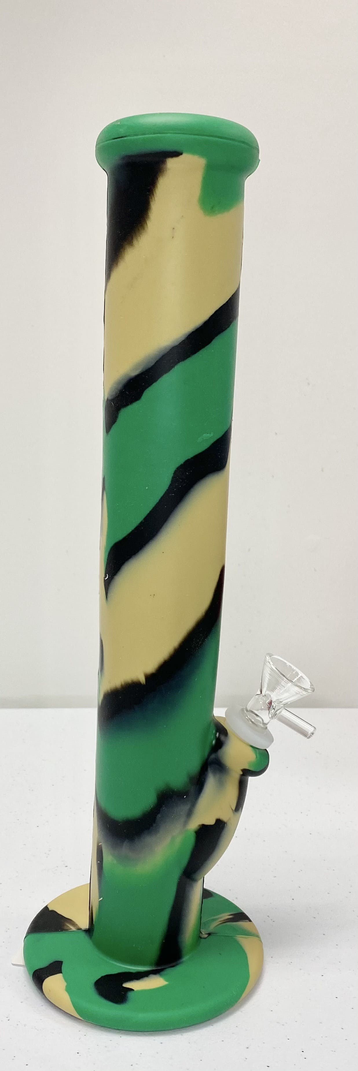 Photograph of product: 14" Silicone Water Pipe