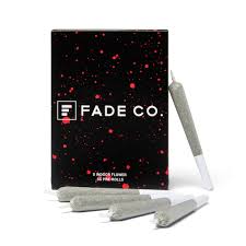 Photograph of product: Golden Skunk Pre-Rolls x 5pk