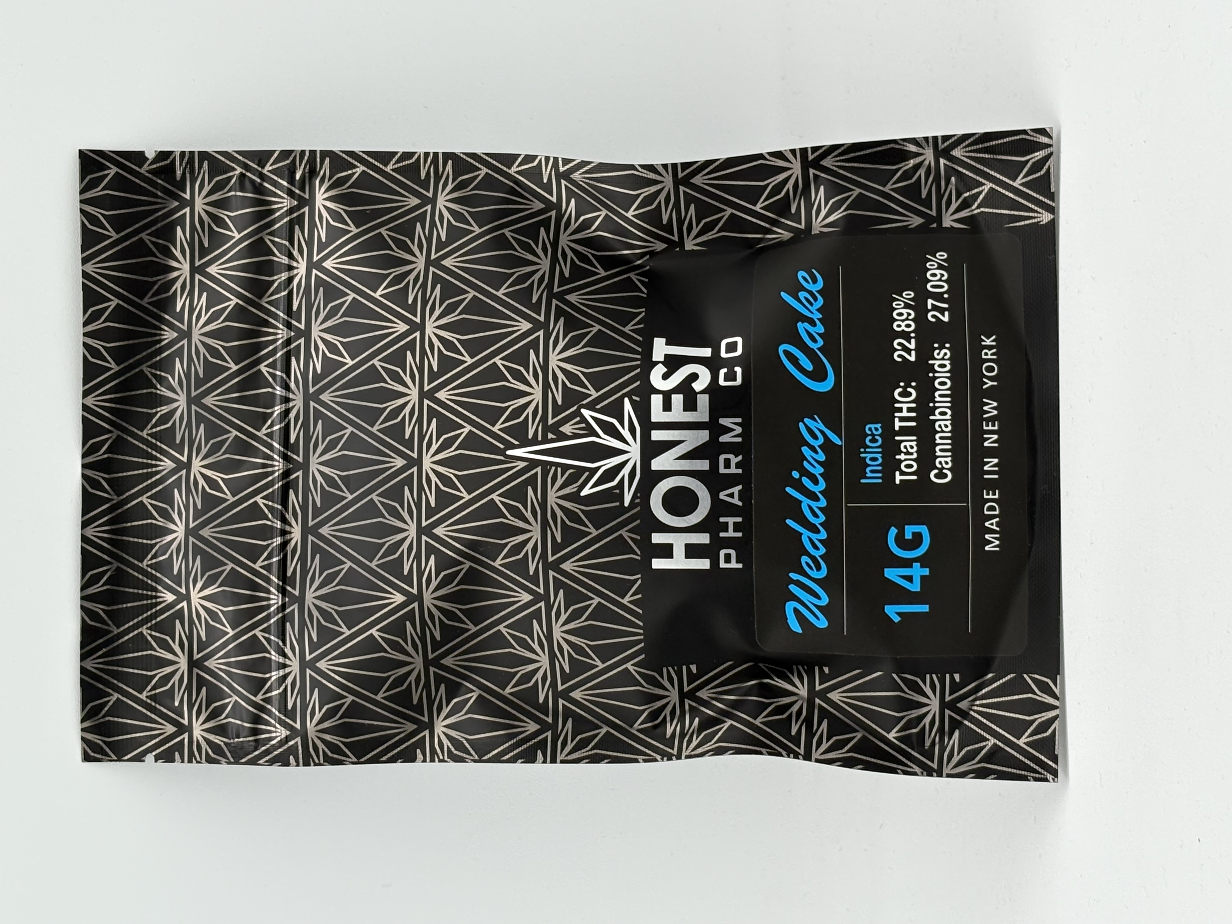 Photograph of product: Honest Pharm Co | Wedding Cake | Flower | 14g
