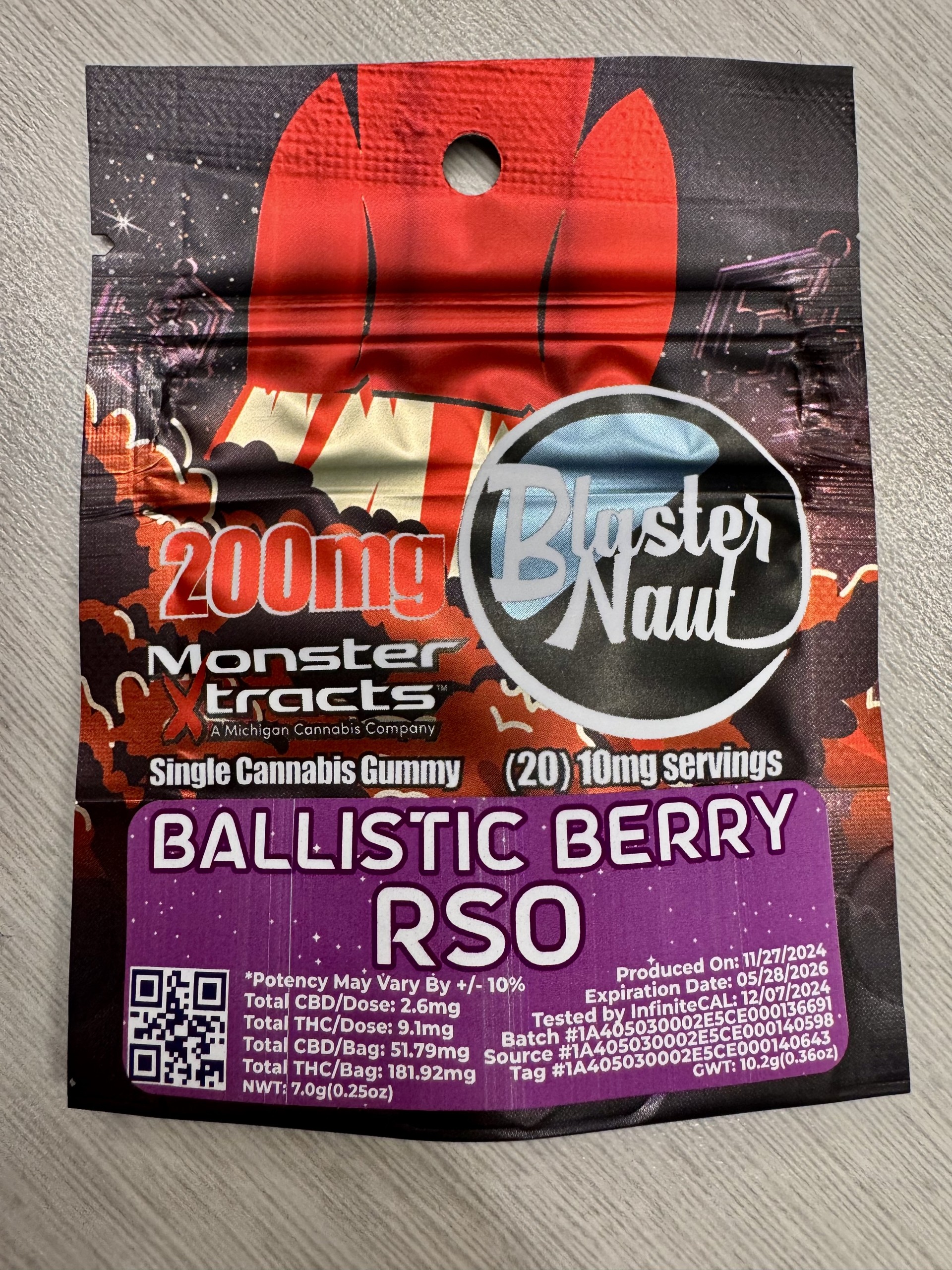 Photograph of product: Blaster Naut - Ballistic Berry RSO 200mg (single gummy)