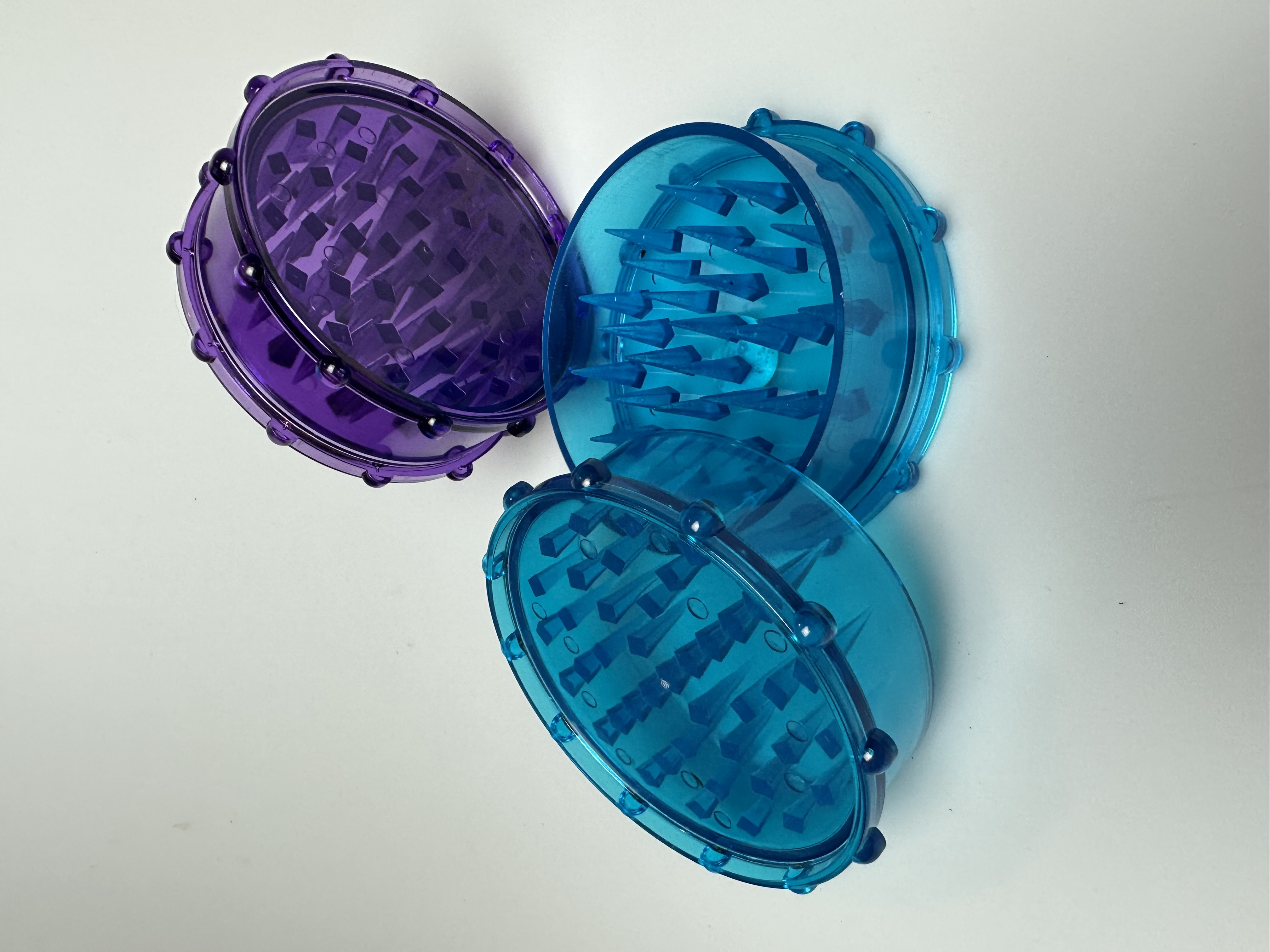 Photograph of product: 105mm Two Piece Acrylic Grinder