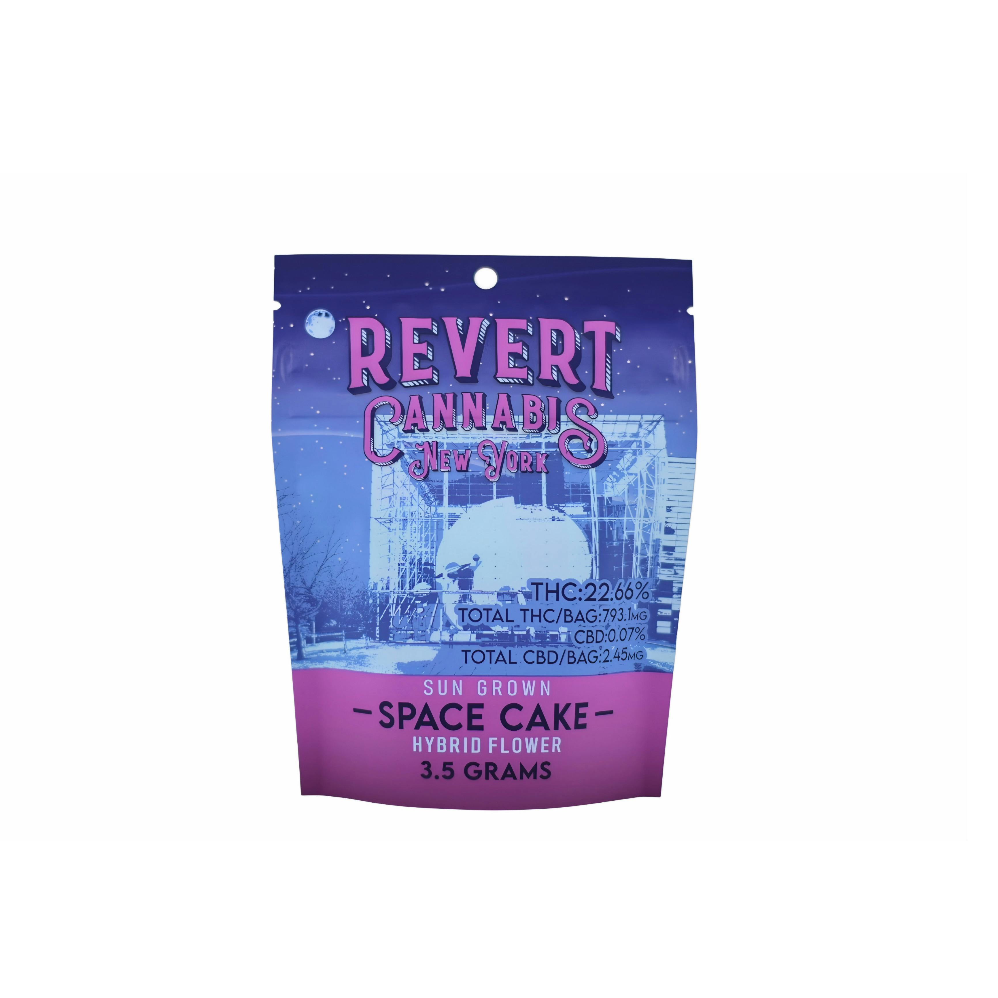 Photograph of product: Revert Oui'd Space Cake 3.5G Bag (Hybrid)