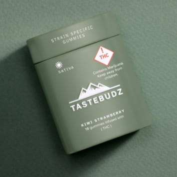 Photograph of product: Tastebudz Kiwi Strawberry Rosin Gummies 100mg {Oui'd}