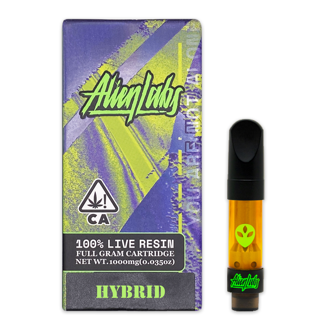 Photograph of product: DARK WEB - LIVE RESIN (1G) - STANDARD 510 THREAD