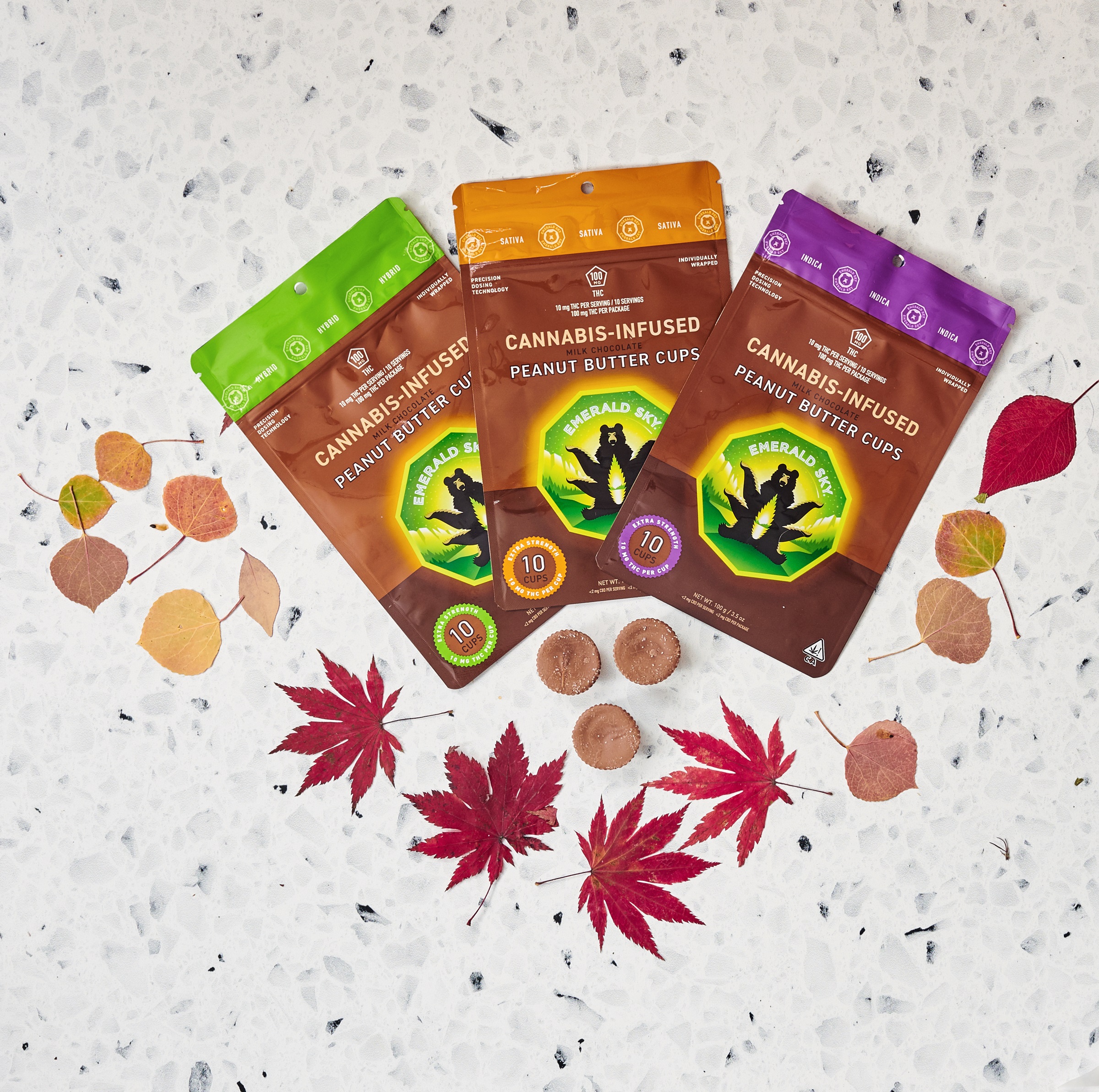 Photograph of product: Emerald Sky | Peanut Butter Cups | 20pk | Oui'd | 100mg