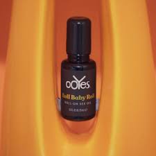 Photograph of product: oOYes Roll Baby Roll Roll-On-Sex Oil 1:1 TH-oui/CBD | 50mg