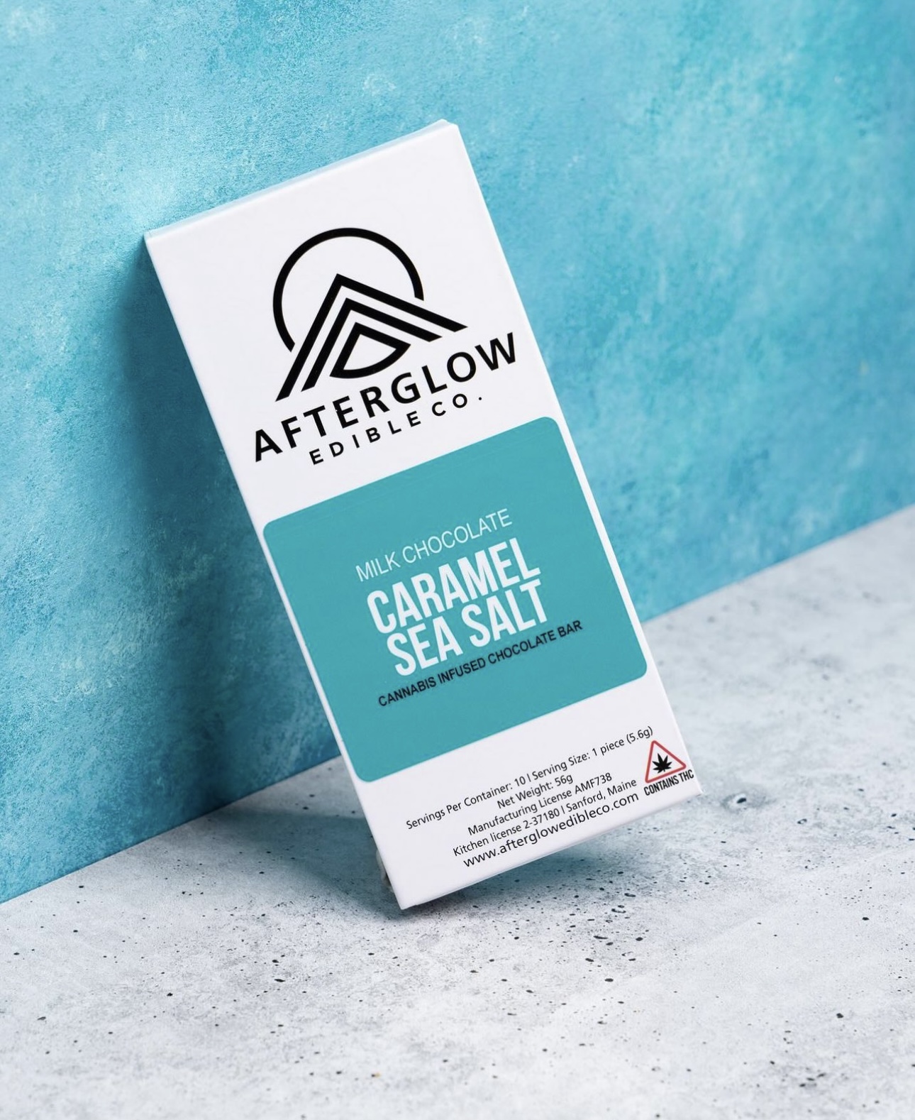 Photograph of product: Afterglow - Milk Chocolate Caramel Sea Salt Bar 100MG