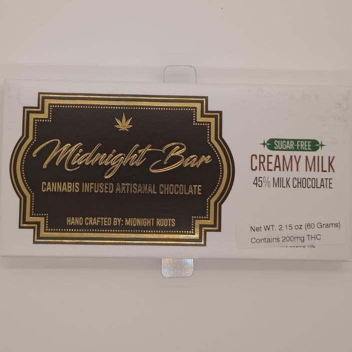 Photograph of product: Midnight Roots - 200mg - Midnight Bar - Creamy Milk - Sugar Free