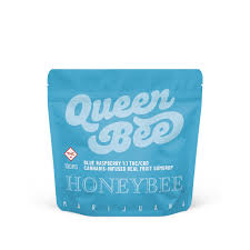 Photograph of product: Honeybee | Gummies | Queen Bee Blue Raspberry 1:1 100mg 1pk