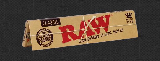 Photograph of product: RAW Classic Black | King Size Slim Papers 32 leaves/pk