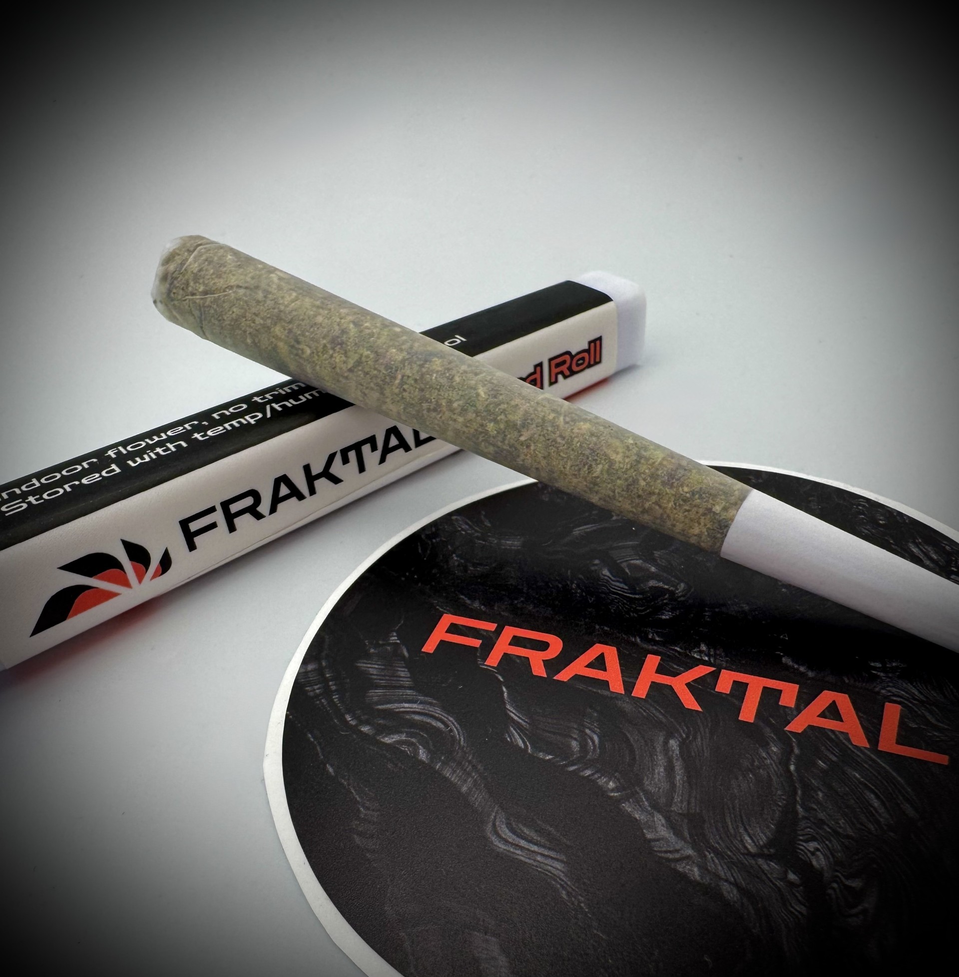 Photograph of product: Frosted Donut | Oui'd Pre-Roll