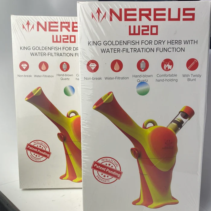Photograph of product: Nereus W20 Goldenfish Silicone Pipe