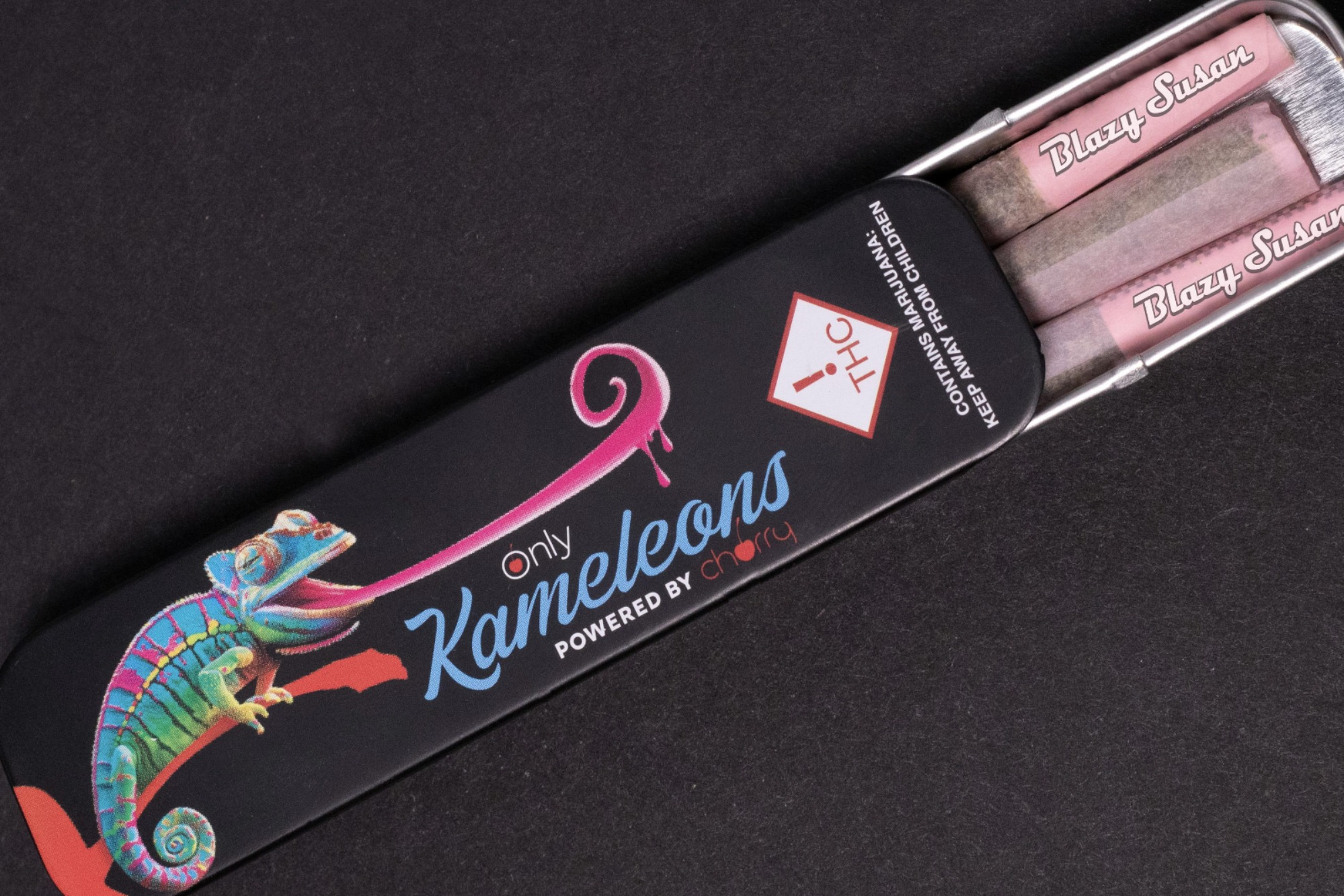 Photograph of product: Kameleons Pre Rolls 3pk Oui'd