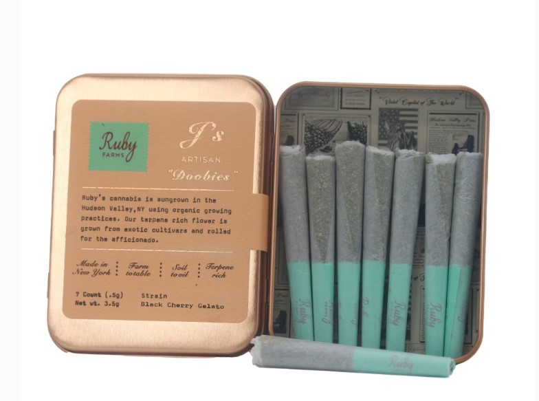 Photograph of product: Ruby Farms | Black Cherry Gelato | Hybrid | 7pk prerolls