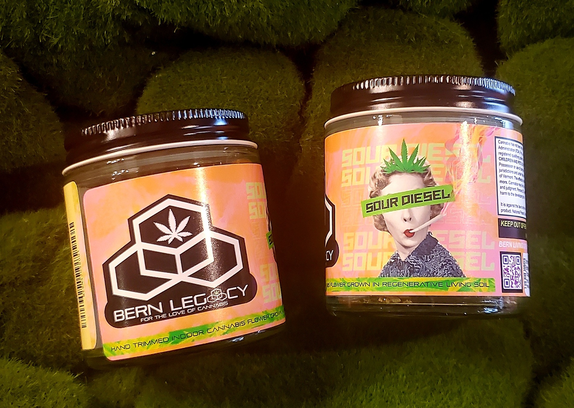 Photograph of product: Pre Pack | Sour Diesel | Bern Legacy Oui'd - 3.5g