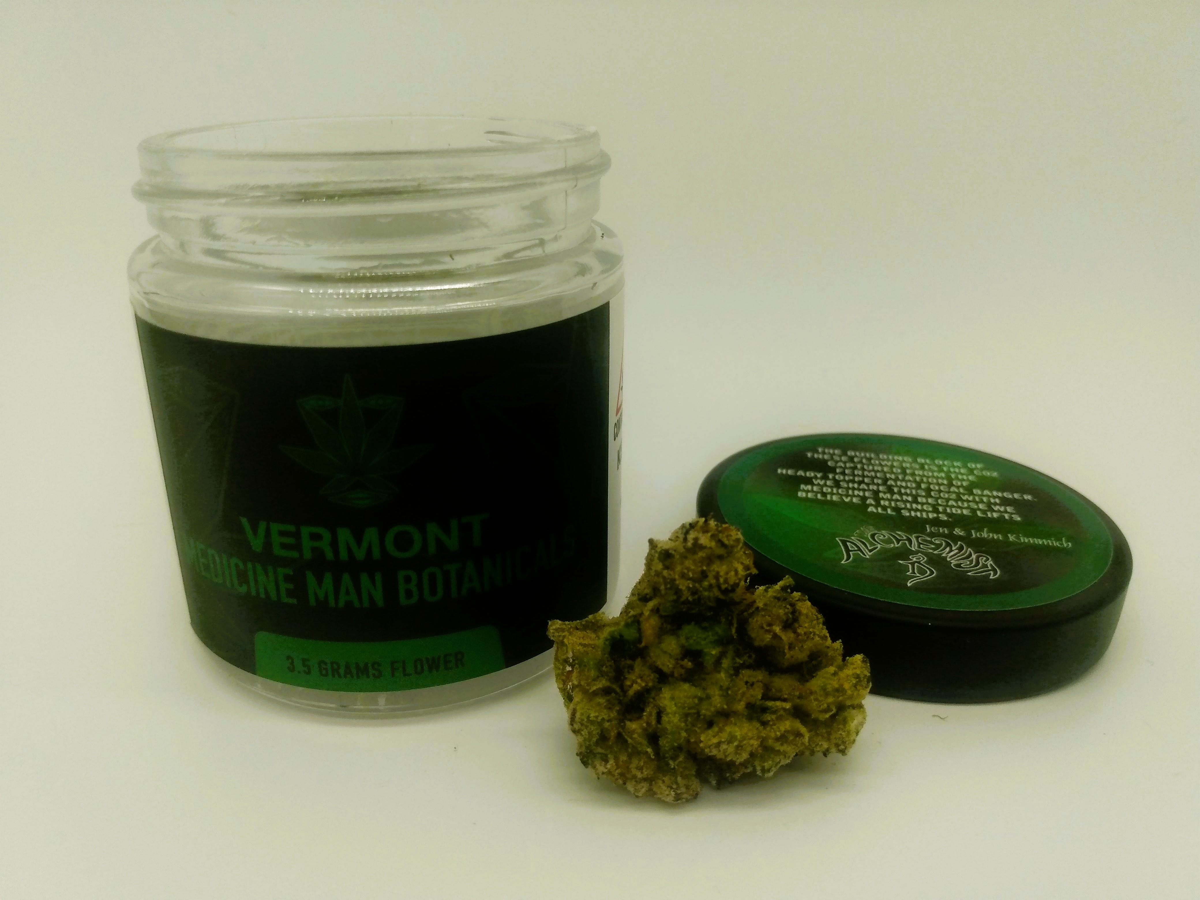 Photograph of product: Medicine Man Botanicals | Space Panda | Flower | 3.5g | 25.27% TH-oui