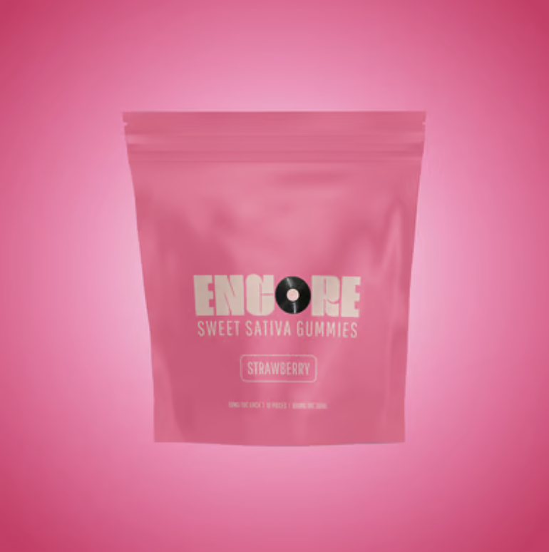 Photograph of product: Encore Strawberry Gummies 100mg 10pk