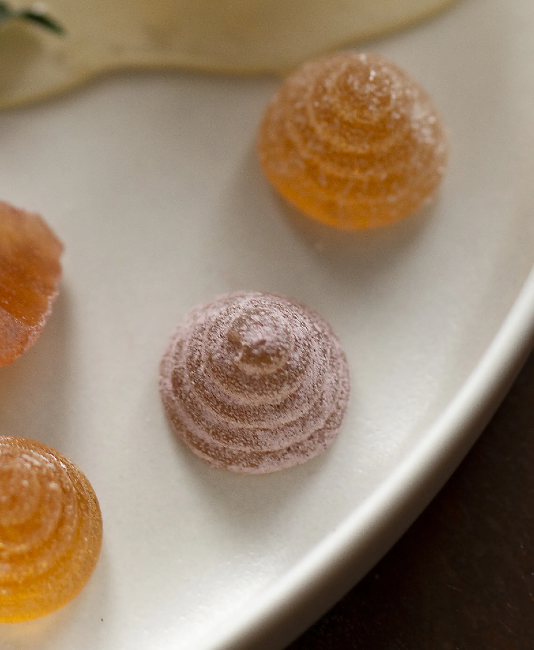Photograph of product: Hive and High | Nightime Gummy | Chill | 100mg
