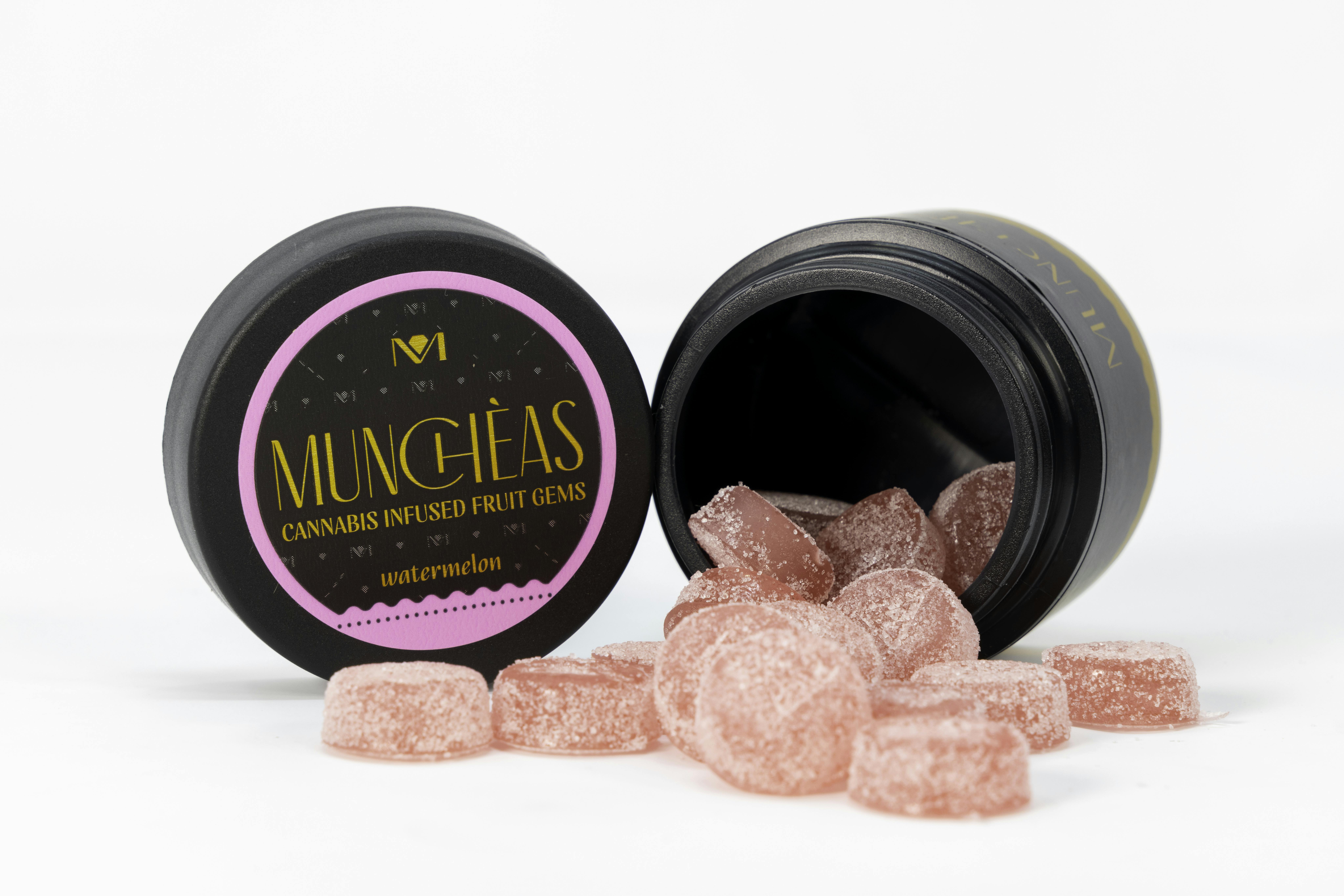 Photograph of product: Muncheas Gummies (100mg) Watermelon