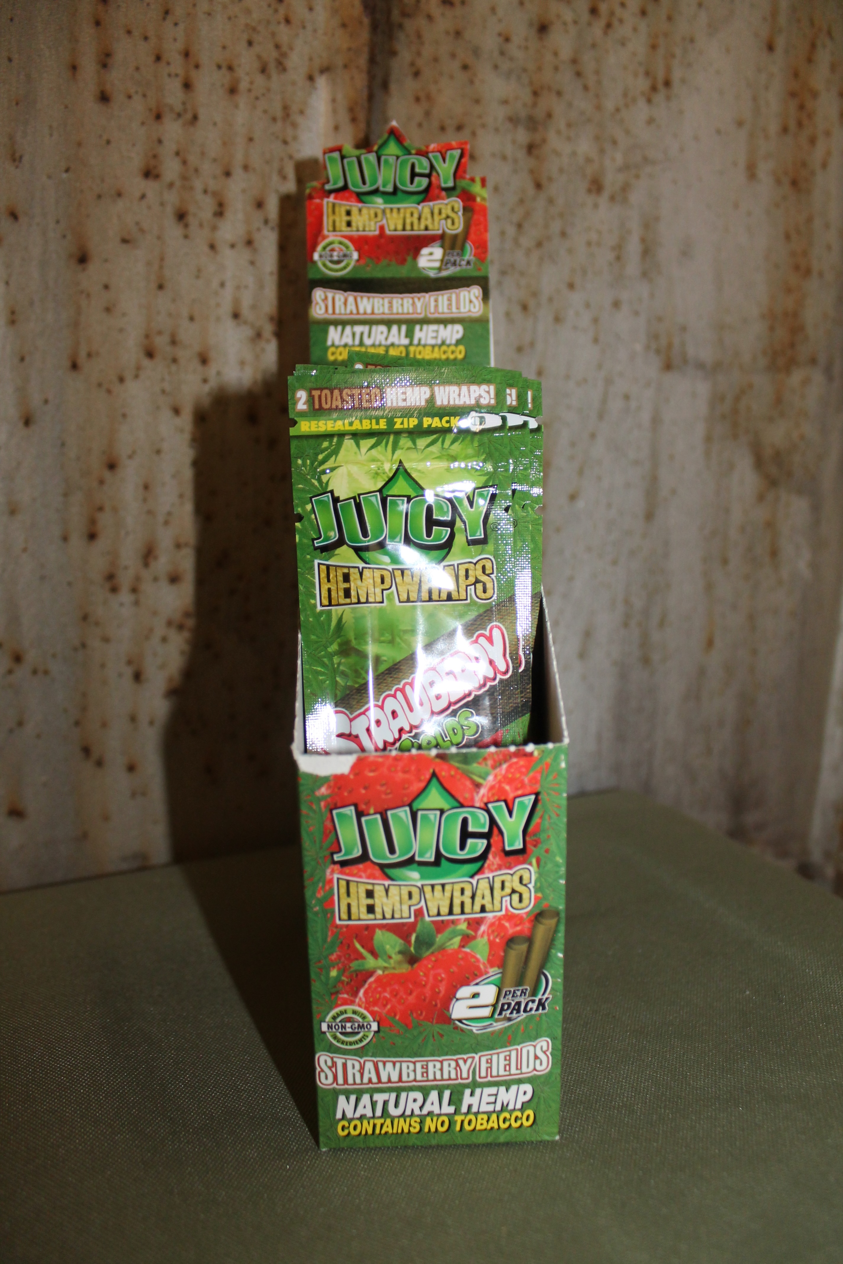 Photograph of product: HBI I Juicy Wraps Strawberry Fields