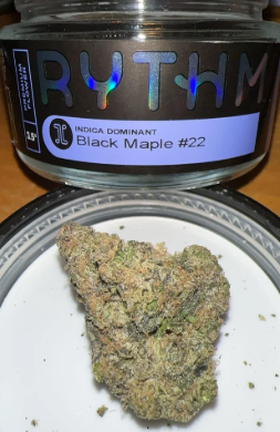 Photograph of product: RYTHM - BLACK MAPLE #22 (3.5G) (I)