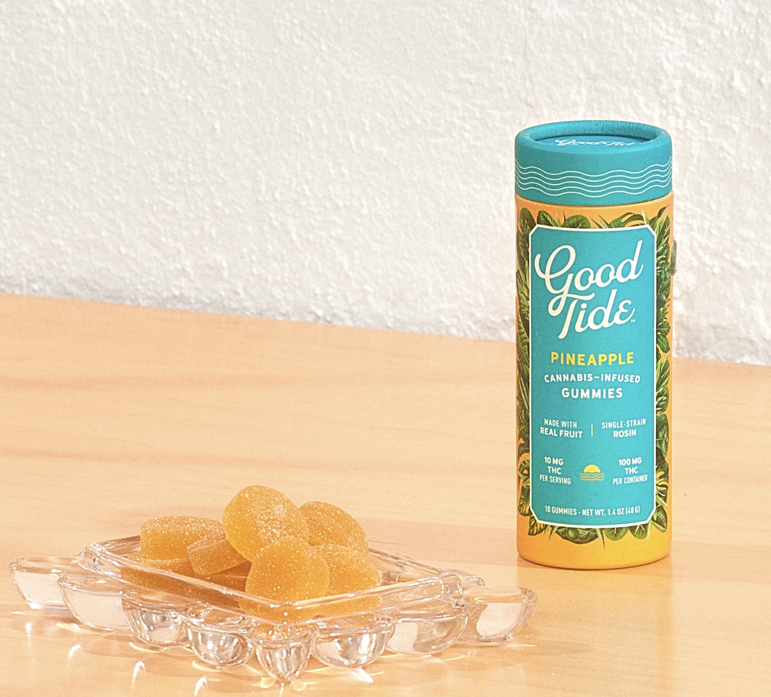 Photograph of product: Good Tide | Edibles | Pineapple | Oui'd | 10pk | 100mg