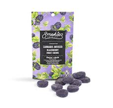 Photograph of product: Sour Blackberry Oui'd Chews | 10 x 10mg