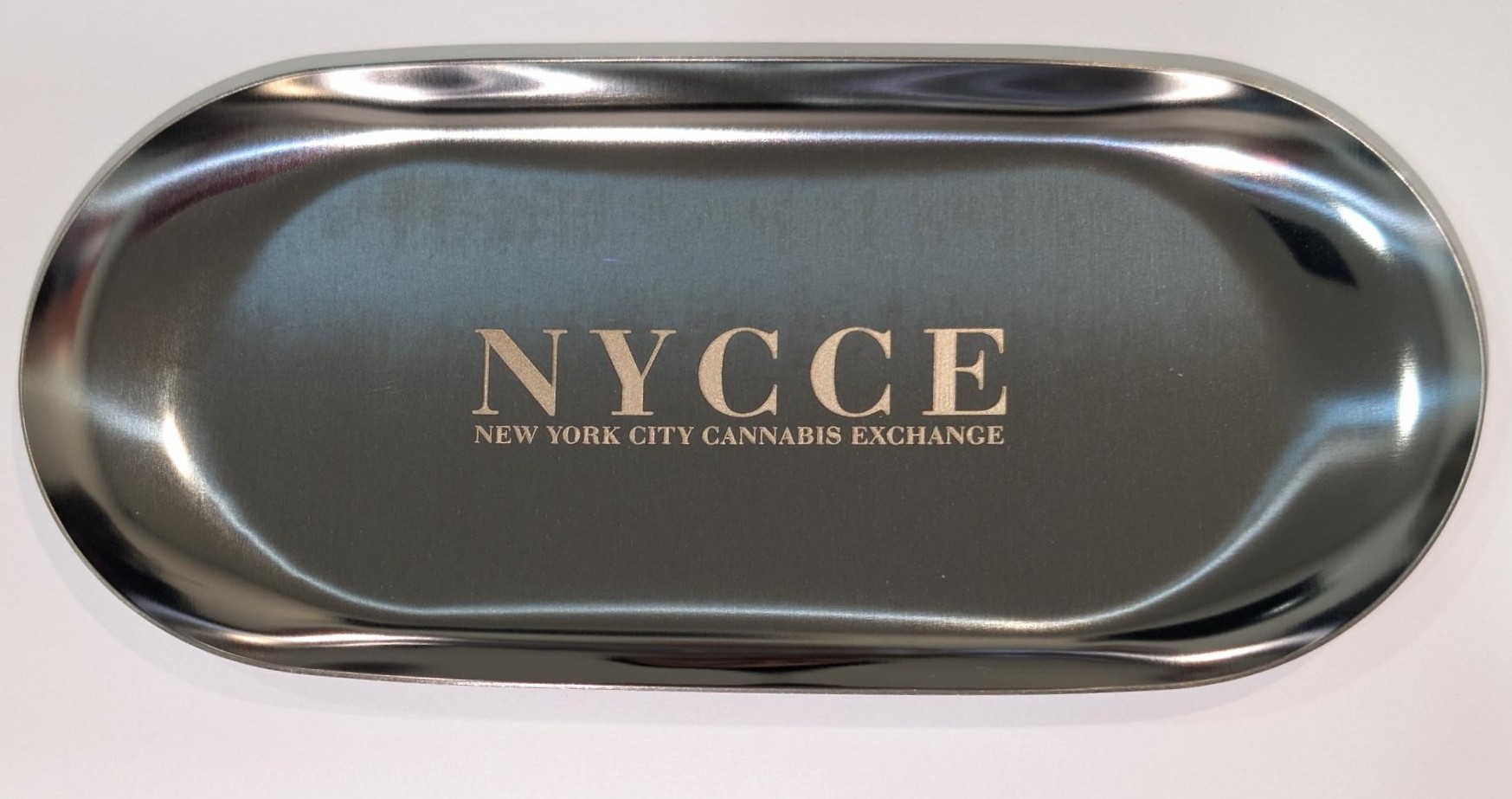 Photograph of product: NYCCE Small Rolling Tray - White Gold