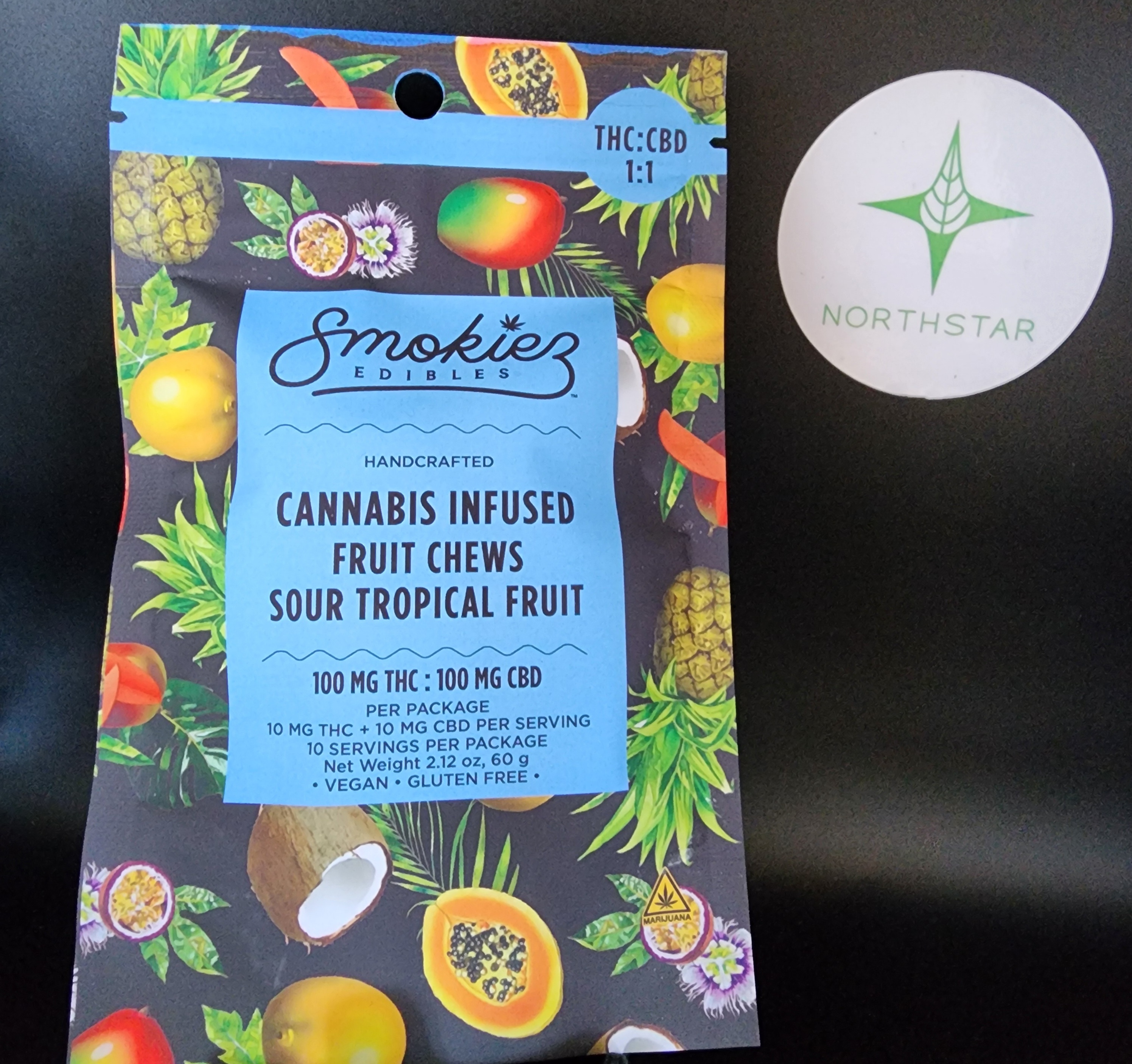 Photograph of product: 10pk Sour Tropical 1:1 CBD Gummies - Smokiez