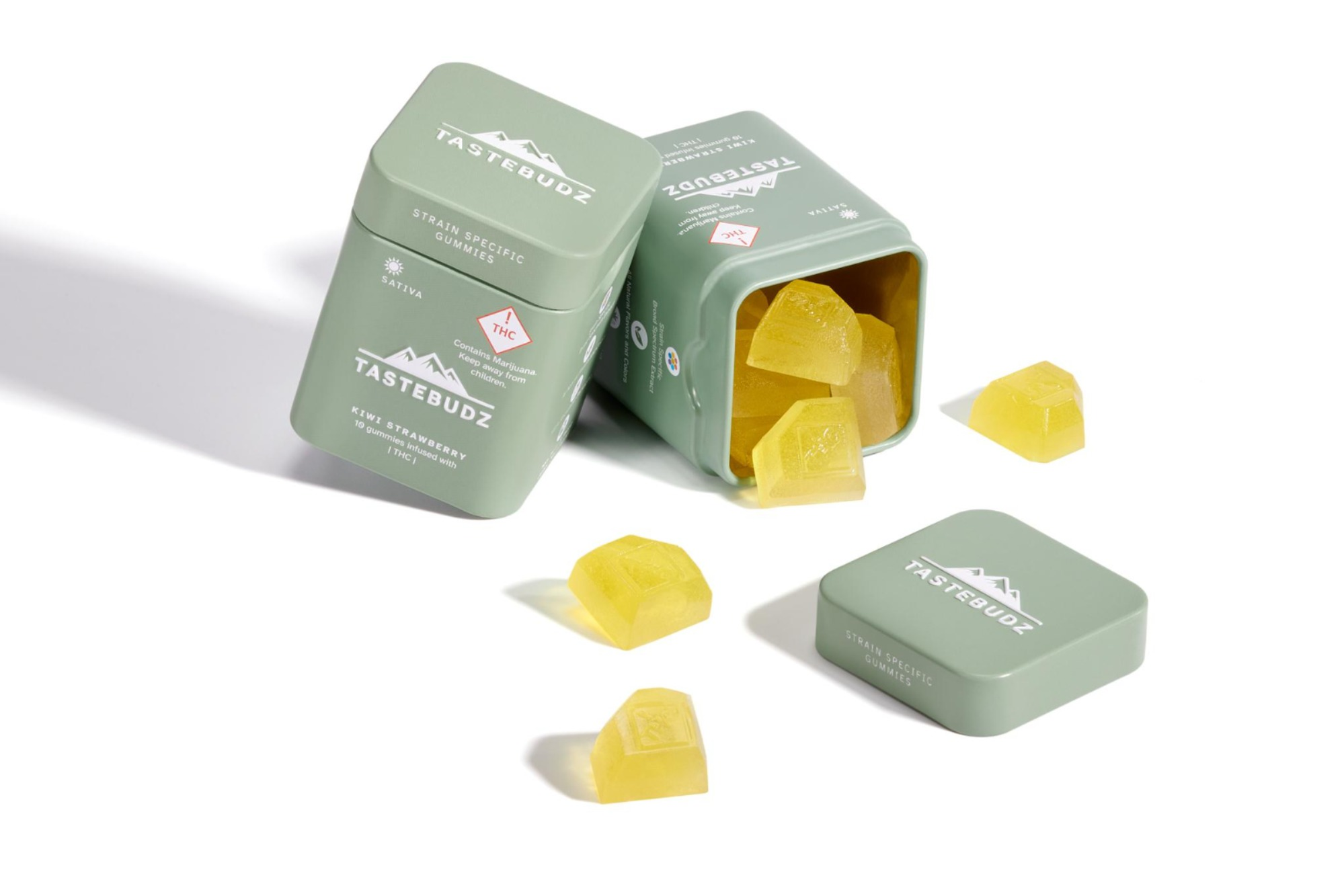 Photograph of product: TasteBudz Oui'd Kiwi Strawberry Gummies