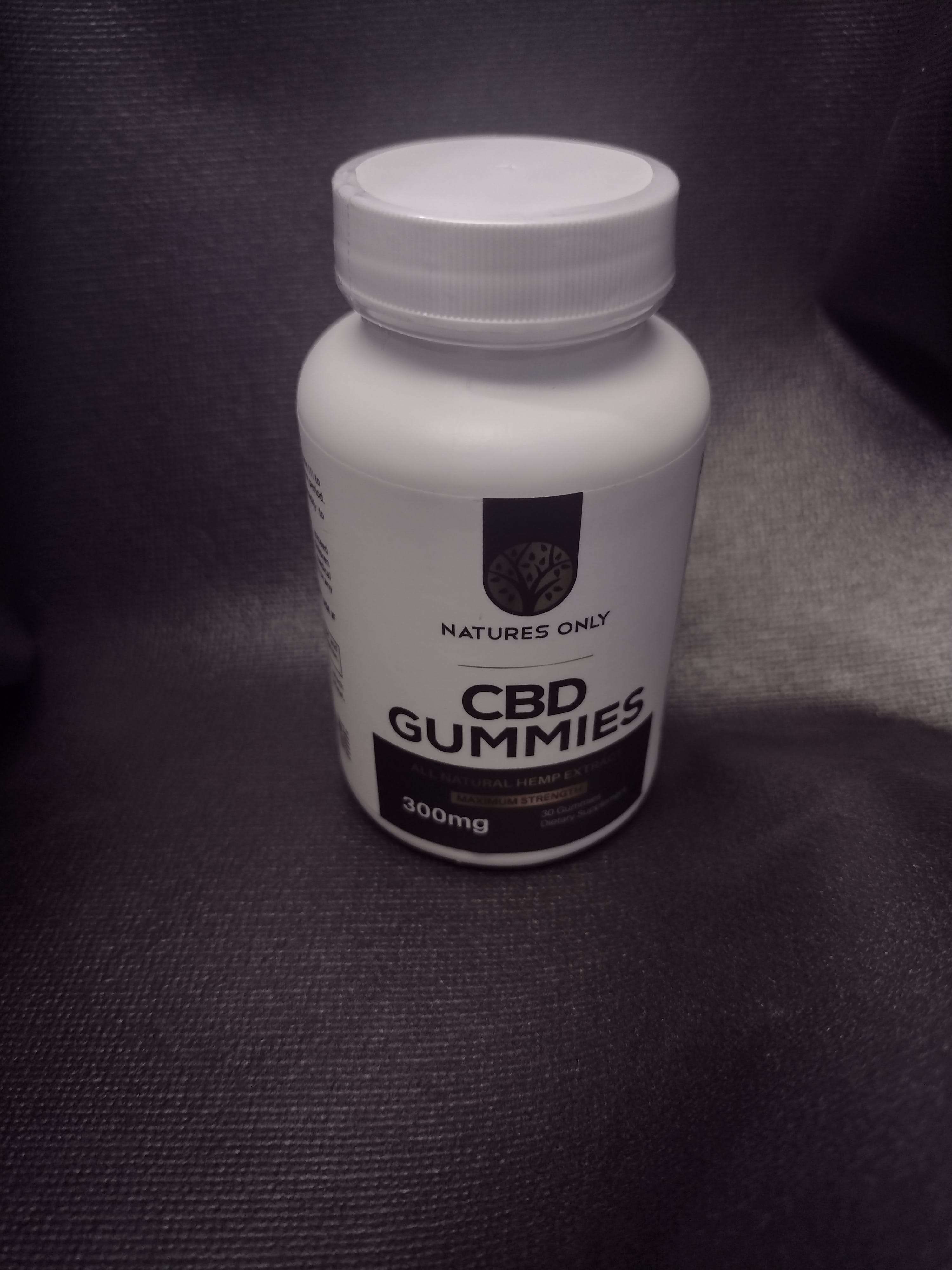 Photograph of product: CBD Gummies Extra Strength 300mg/Nature's Only