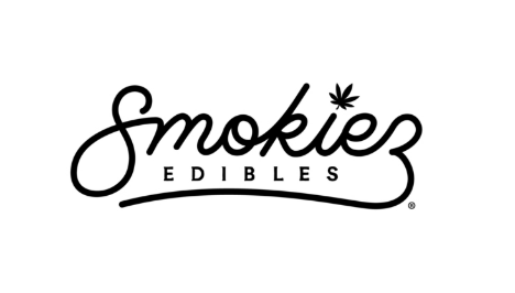 Photograph of product: Smokiez x Vibe Sour Blueberry Lemonade Rosin Fruit Chews | 100mg
