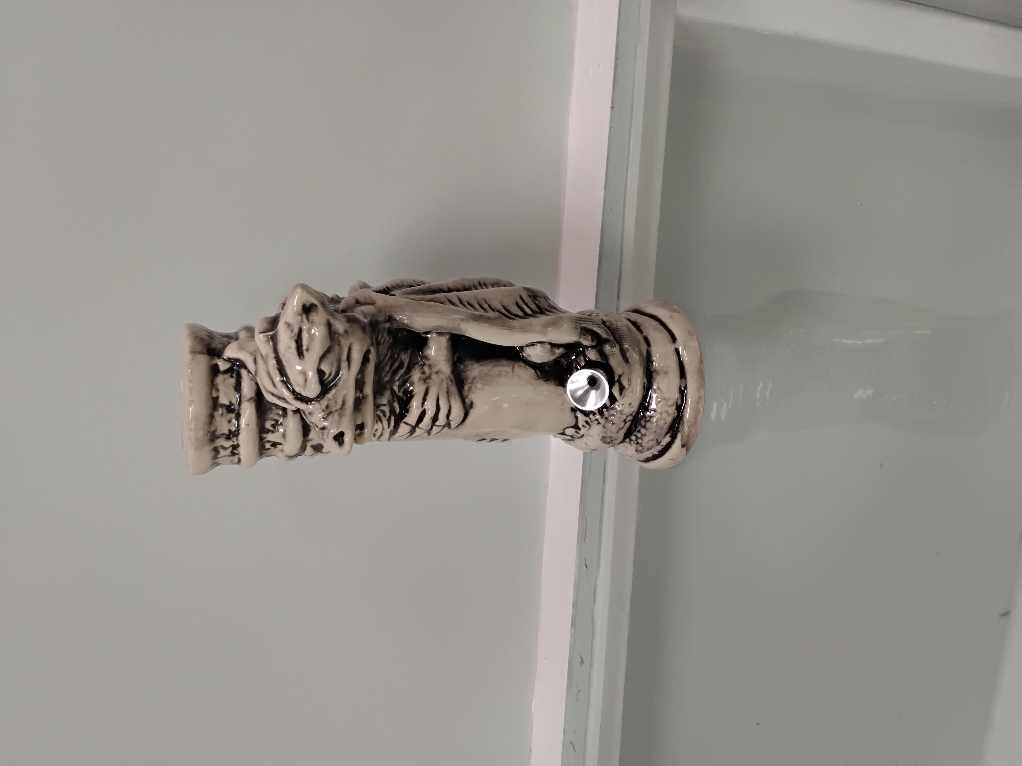 Photograph of product: Dragon Waterpipe
