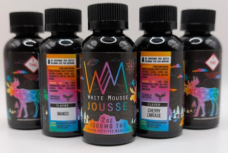 Photograph of product: Jousse - Strawberry Banana - Syrup - 100mg