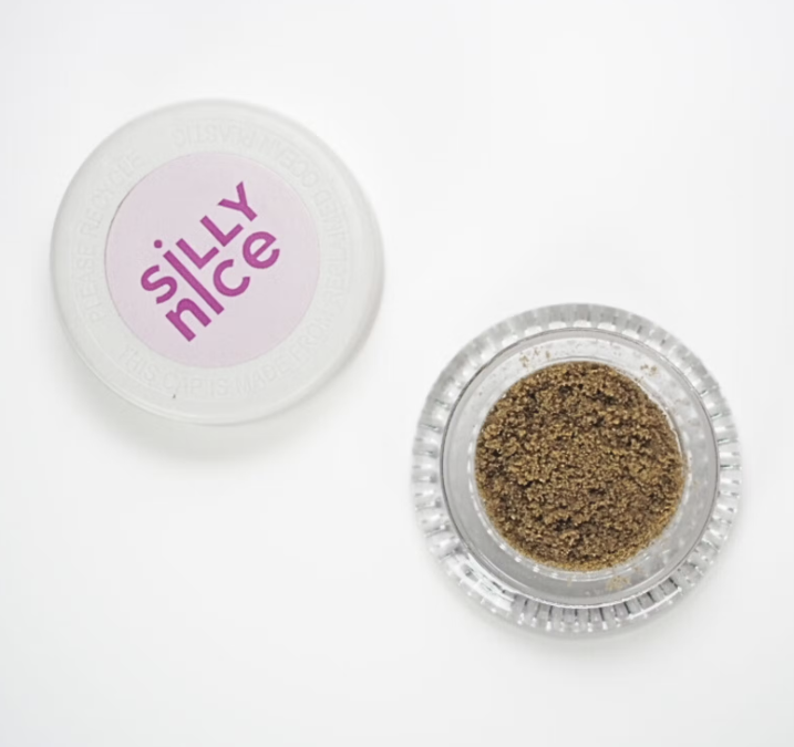 Photograph of product: Silly Nice Full-Spectrum Sifted Bubble au chocolat