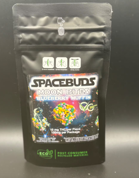 Photograph of product: Spacebuds / Gummies / 100mg / Moon Bites / Blueberry Muffin