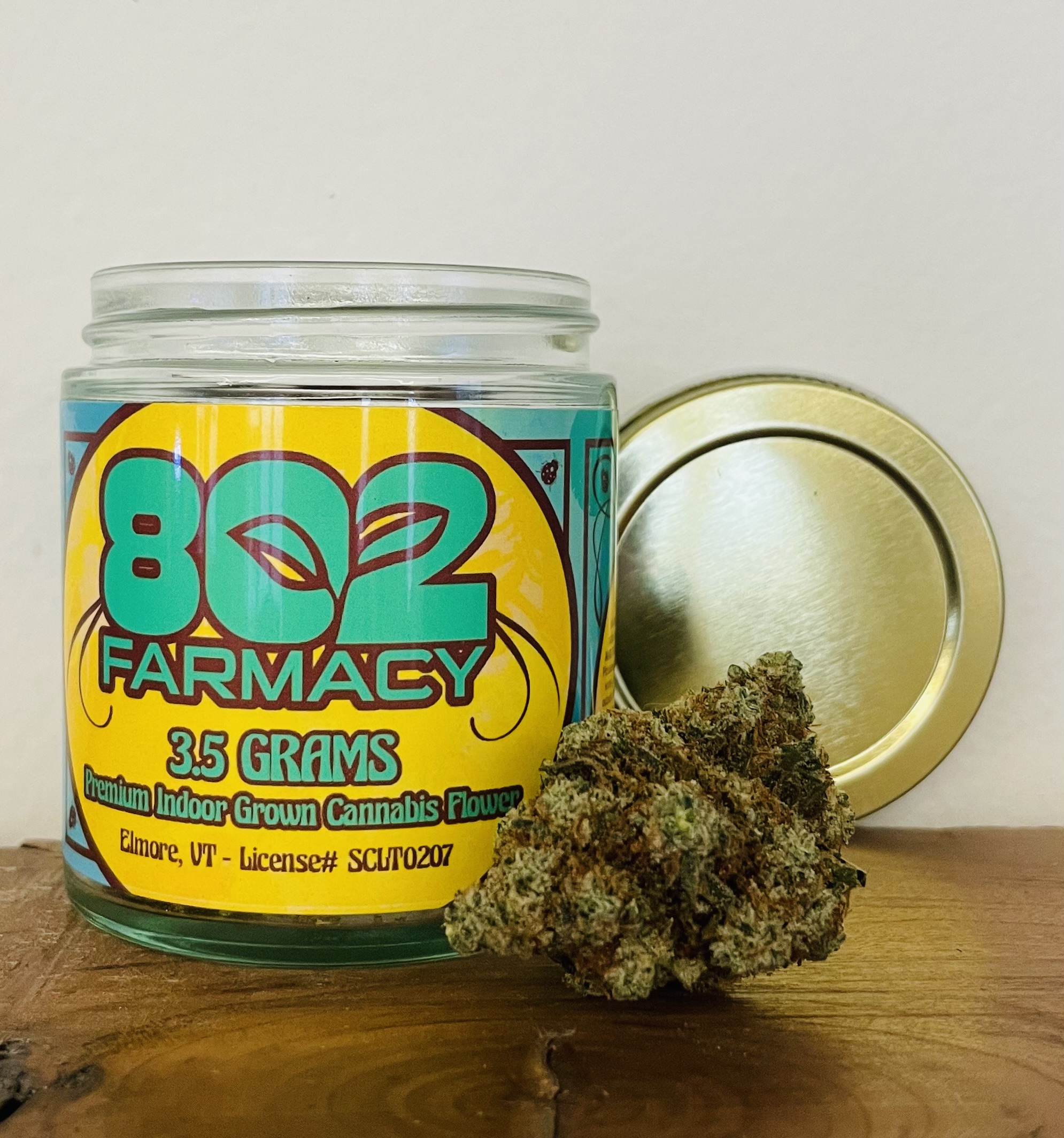 Photograph of Product: 802 Farmacy | Cherry Pie | Flower | 3.5g | 20.6% THC