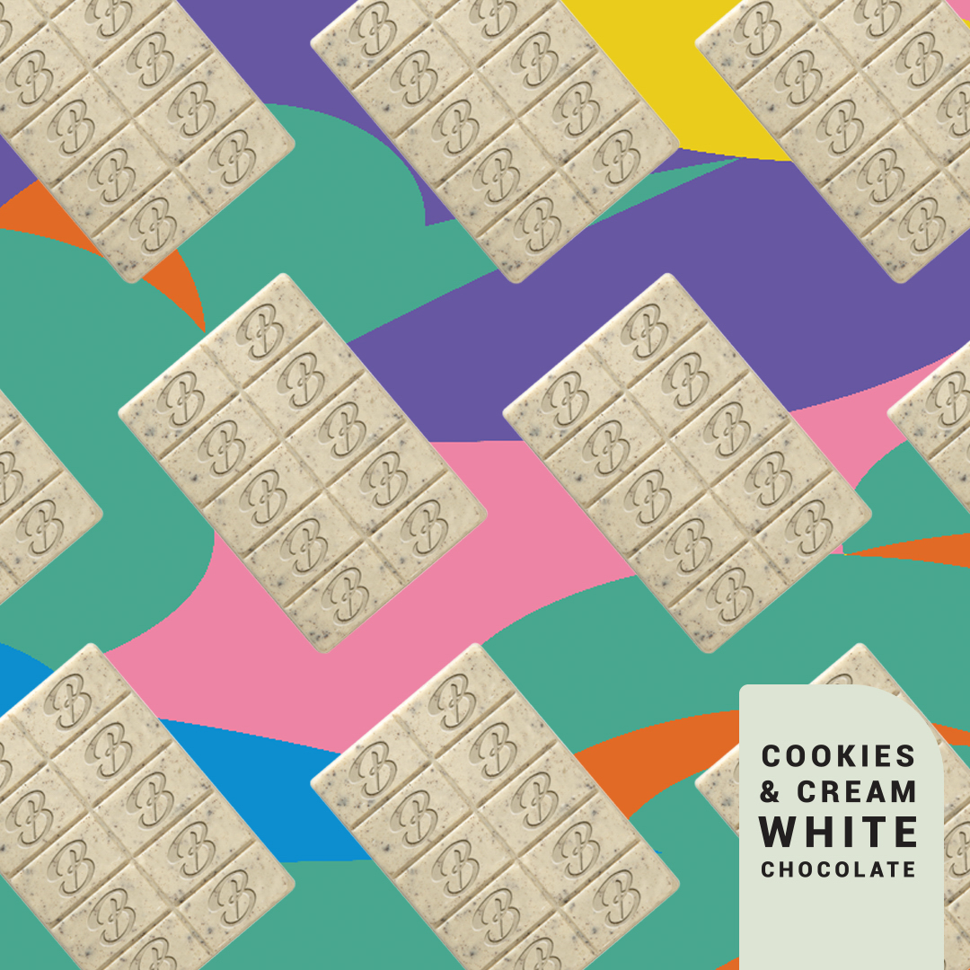 Photograph of product: Cookies & Cream Chocolate Bar