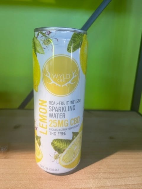 Photograph of product: Lemon Cbd Sparkling Water